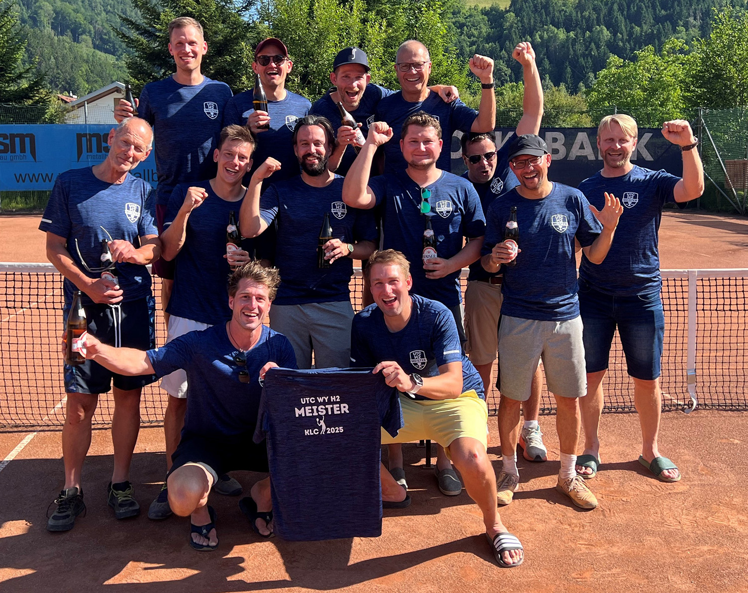 Herren 2: Vorne: Christoph Lueger, Thomas Luger; 2. Reihe: Rudi Oberbramberger, Max Müller-Guttenbrunn, Paul Steger, Tobias Pechböck, Georg Hartner, Günther Sieghartsleitner, Juraj Petko; 3. Reihe: Andreas Rapatz, Paul Schörghofer, Lukas Starl (Co-Captain), Fred Oberbramberger