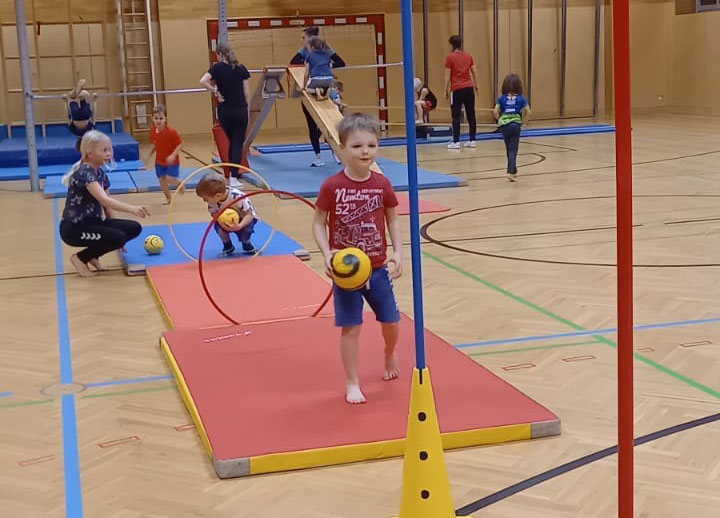 kinderturnen2 kinderturnen2